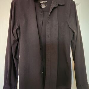 Black shirt